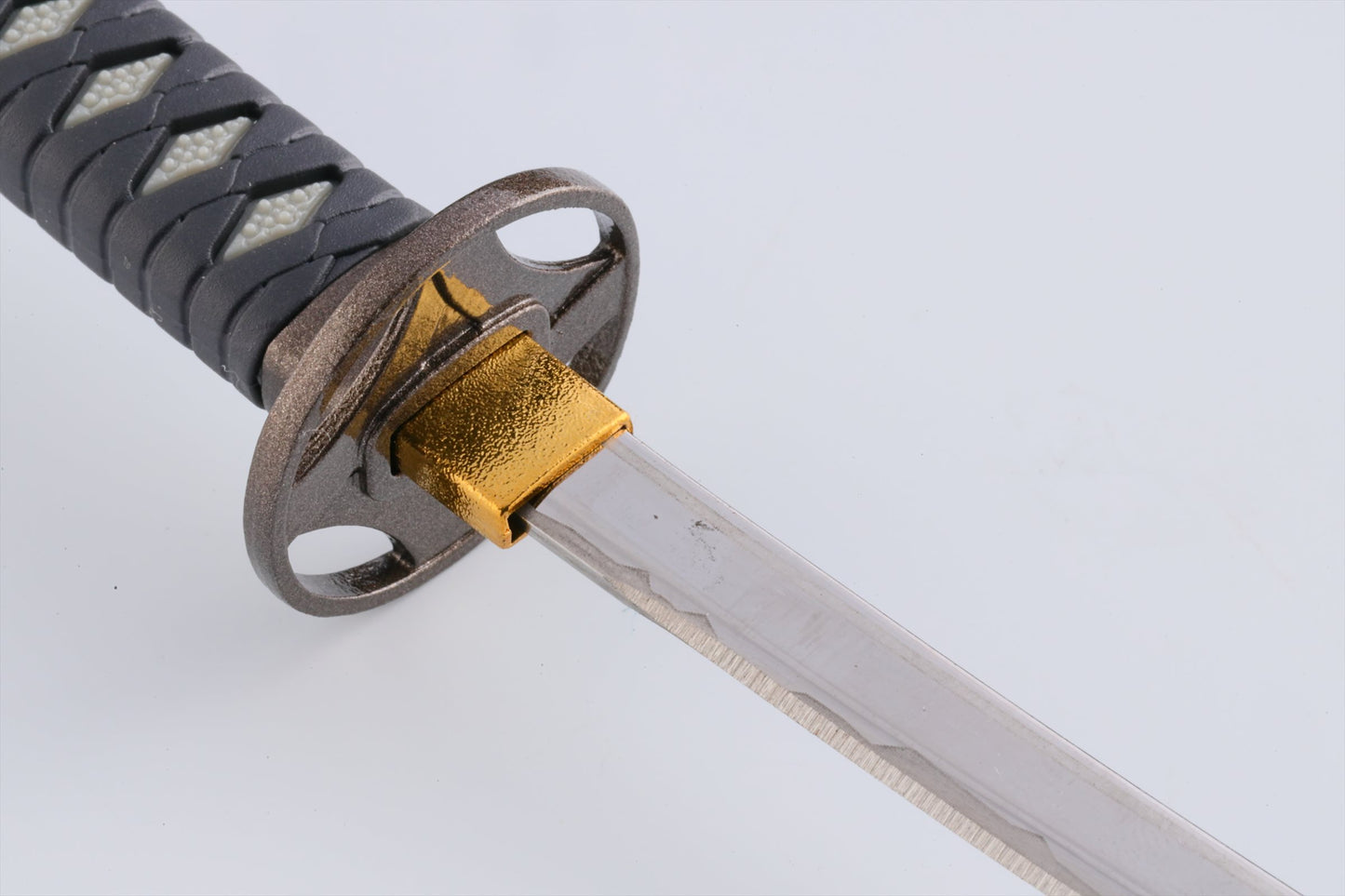 Touken Ranbu Shokudaikiri Mitsutada Model Samurai Sword Letter Opener Tourabu TR-40S