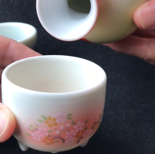 ARITA Fuji Sake Bottle Cup Tripod Pair Set YAMASE Pottery - JAPANESE GIFTS 